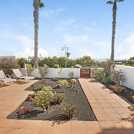 Puerto Chico R Apartment *