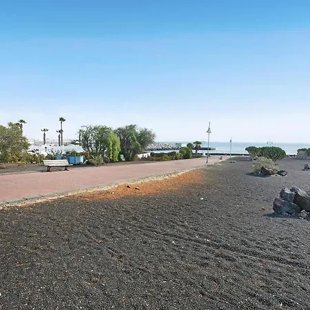 Puerto Chico R