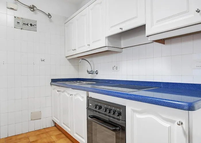 Puerto Chico R * Playa Blanca