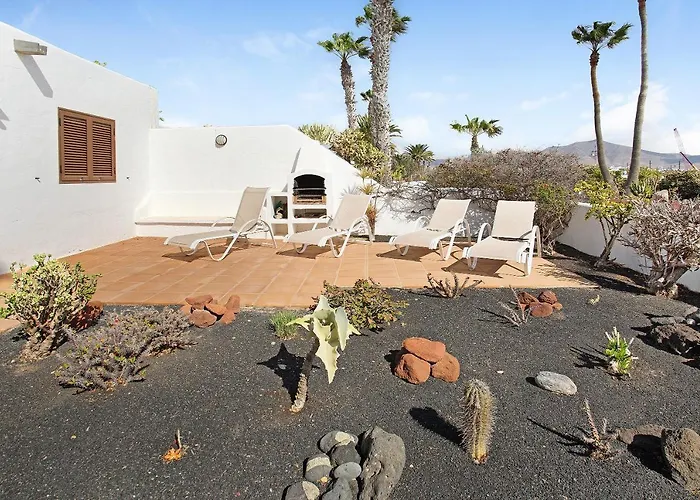 Puerto Chico R Playa Blanca (Lanzarote)